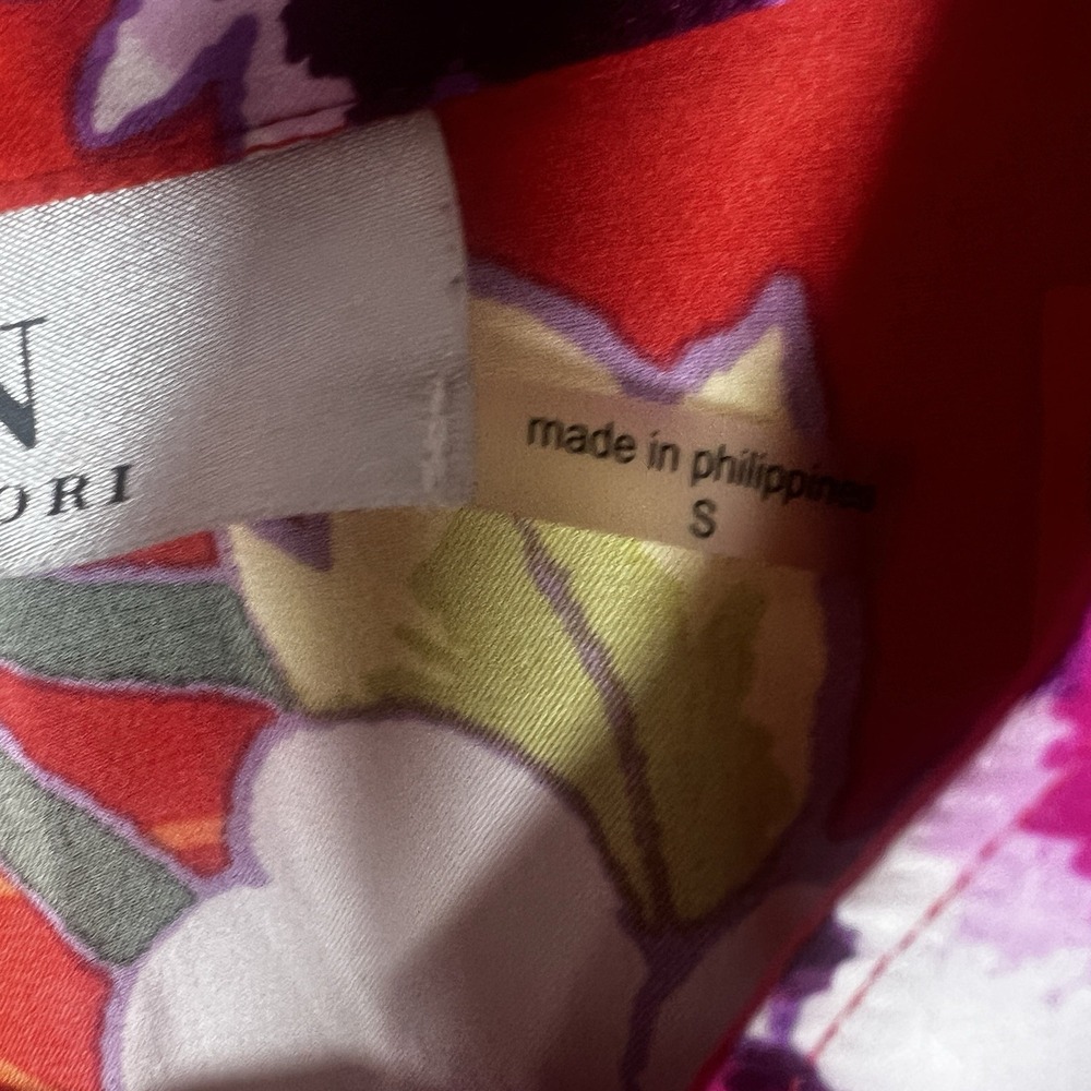 Natori Small Floral Mandarin‎ Collar Button Front Boxy Floral Silky PJ Top - Picture 8 of 11